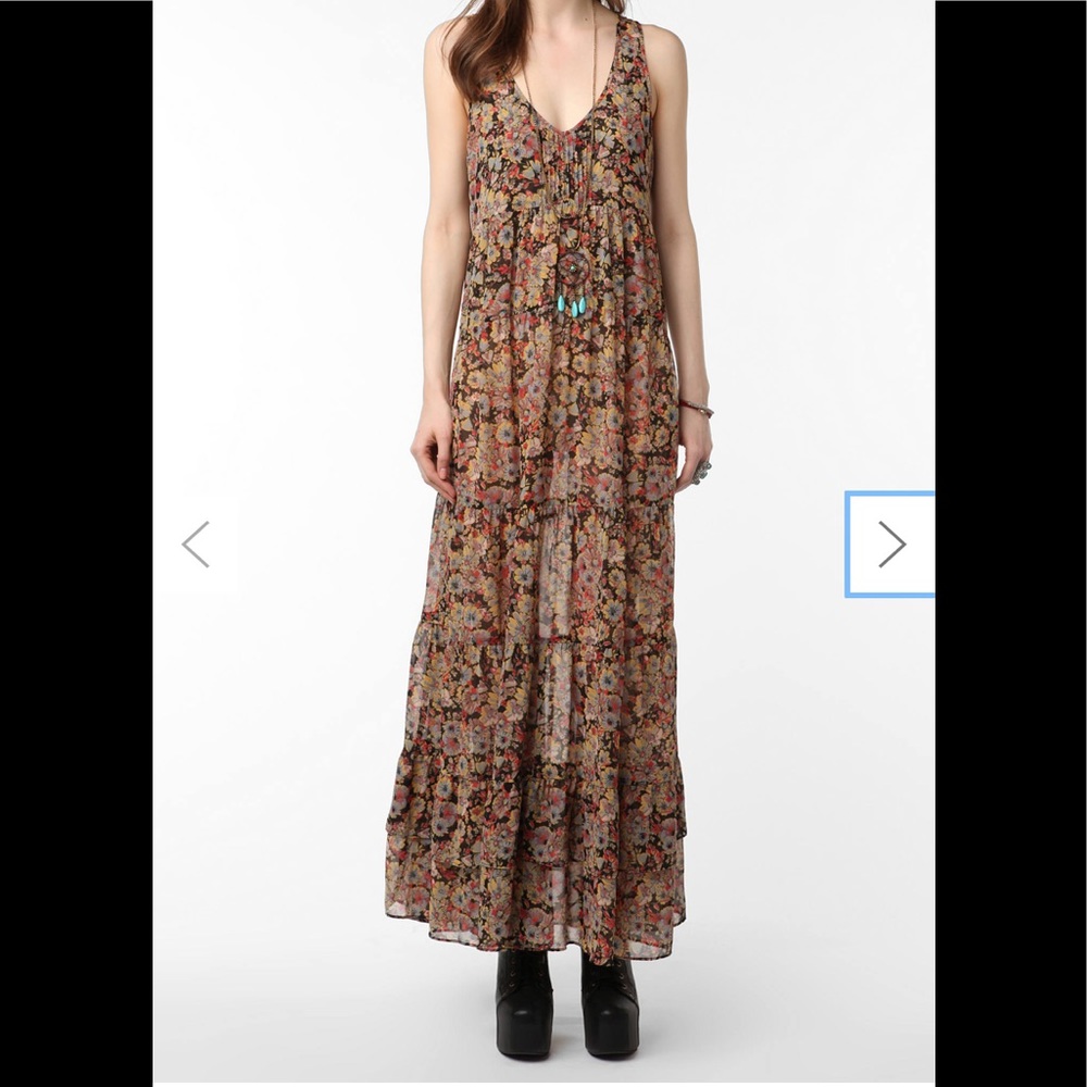 Urban Outiftters Kimchi Blue floral maxi dress